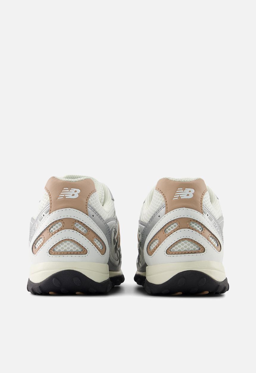 New Balance  - U204L - Natural