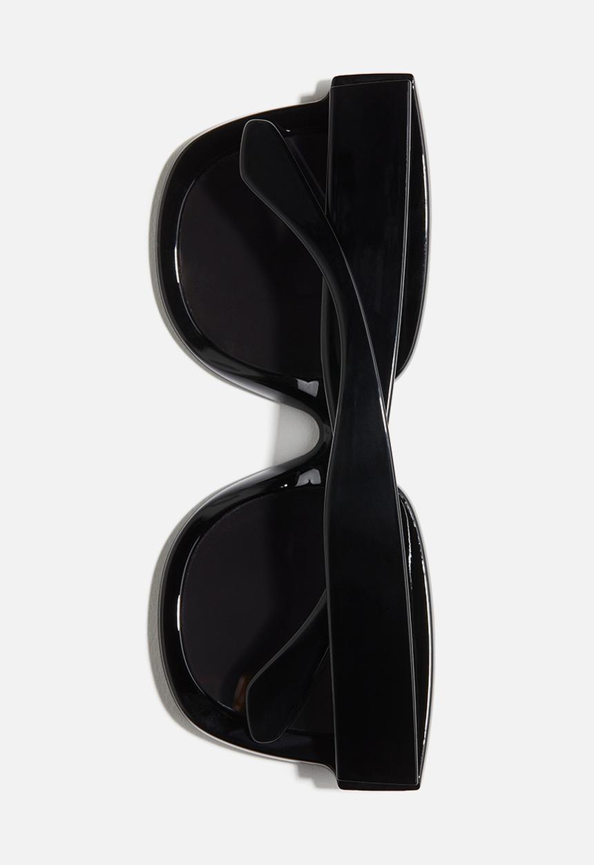 H&M - Square sunglasses - black