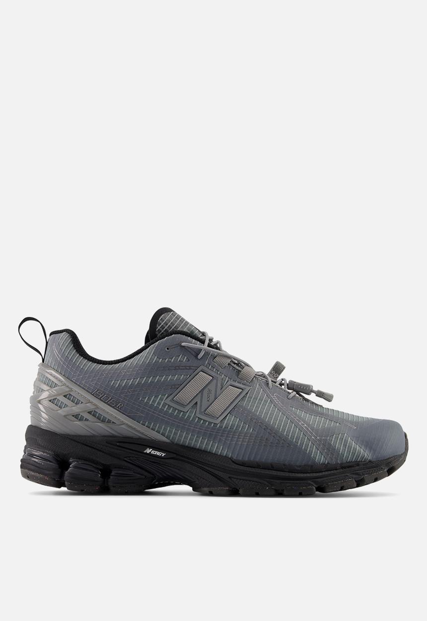 New Balance  - U1906R v1