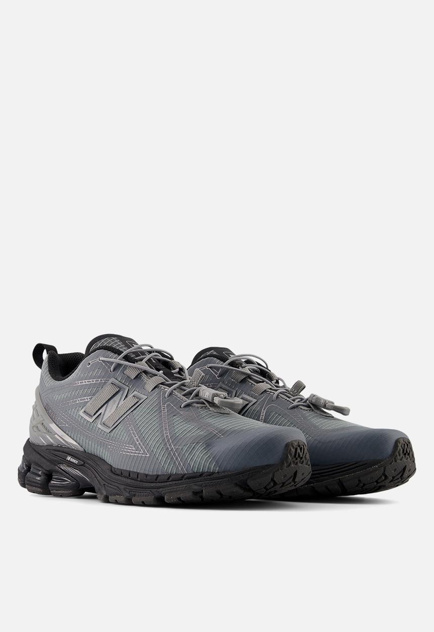 New Balance  - U1906R v1