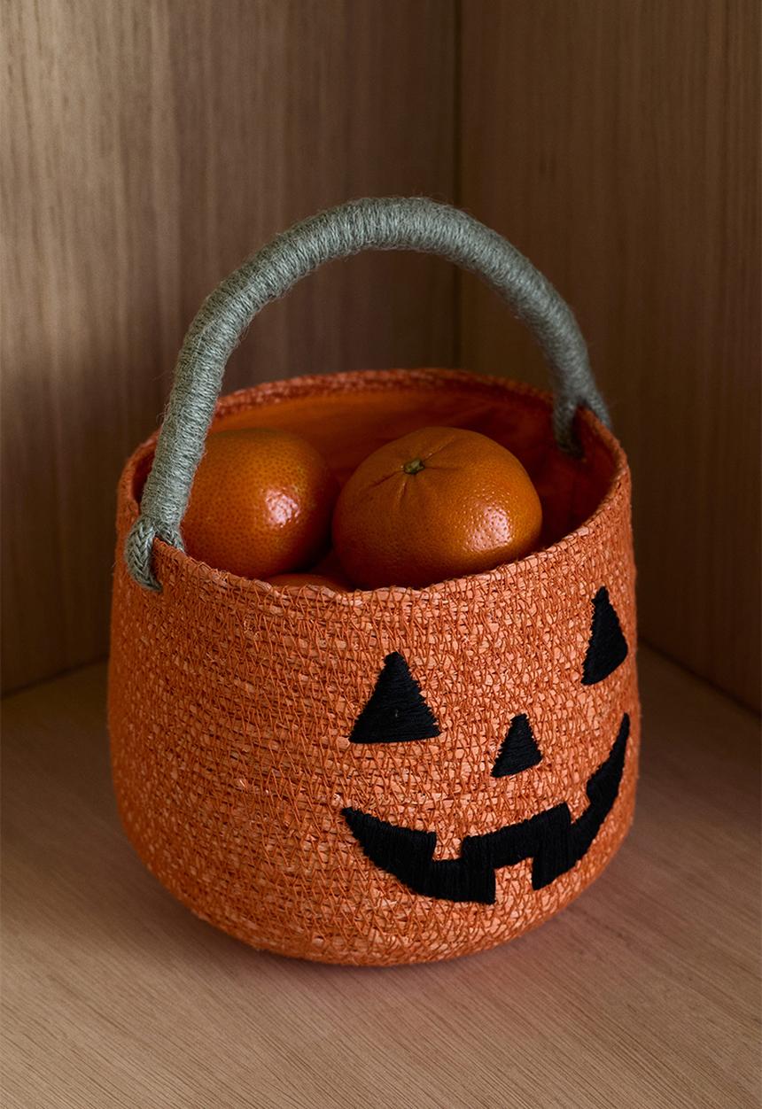 H&M - Seagrass storage basket - bright orange pumpkin
