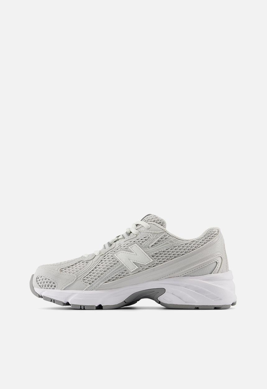 New Balance  - Kids 740 grade school - grey