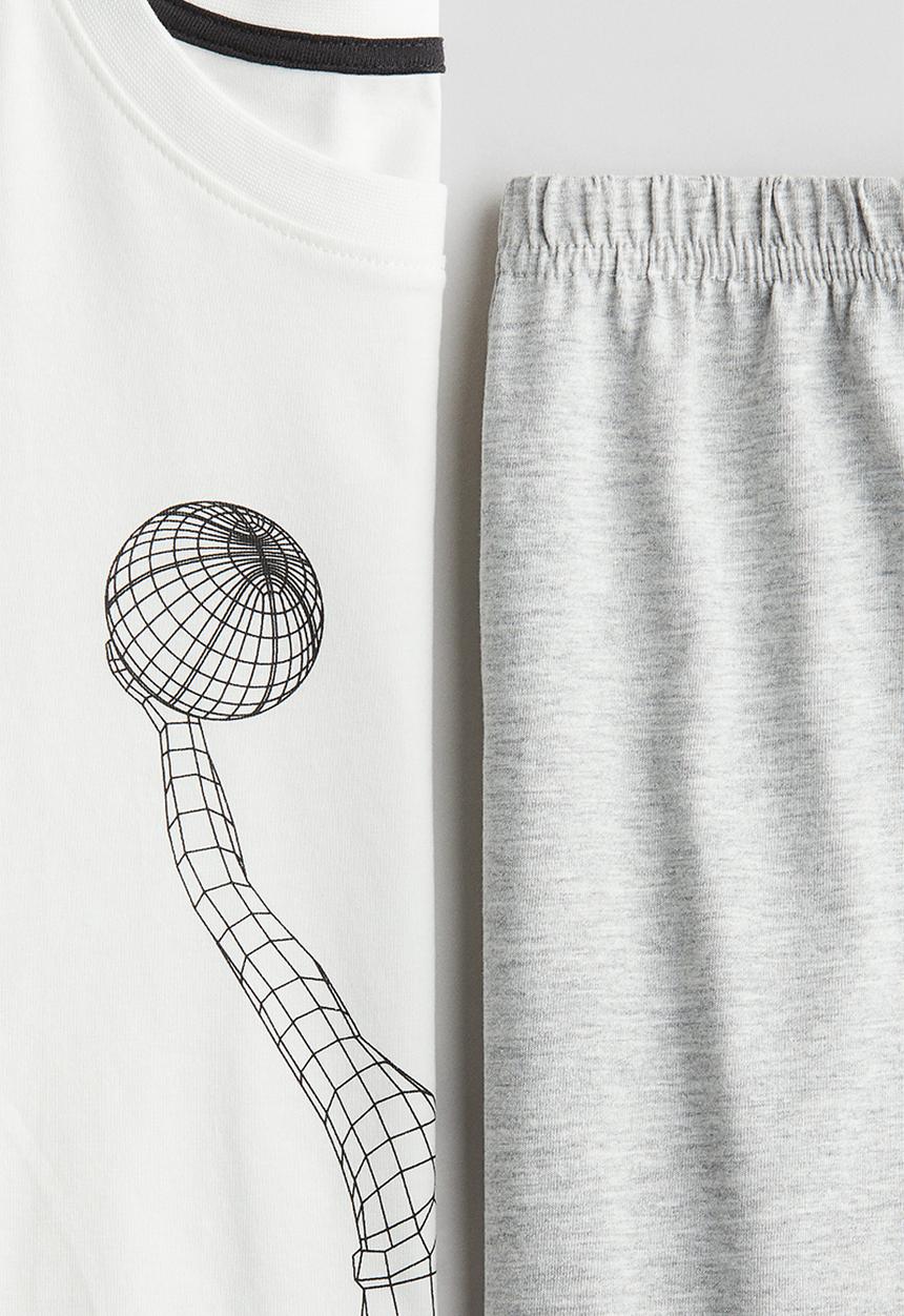 H&M - Cotton jersey pyjamas - white/basketball player