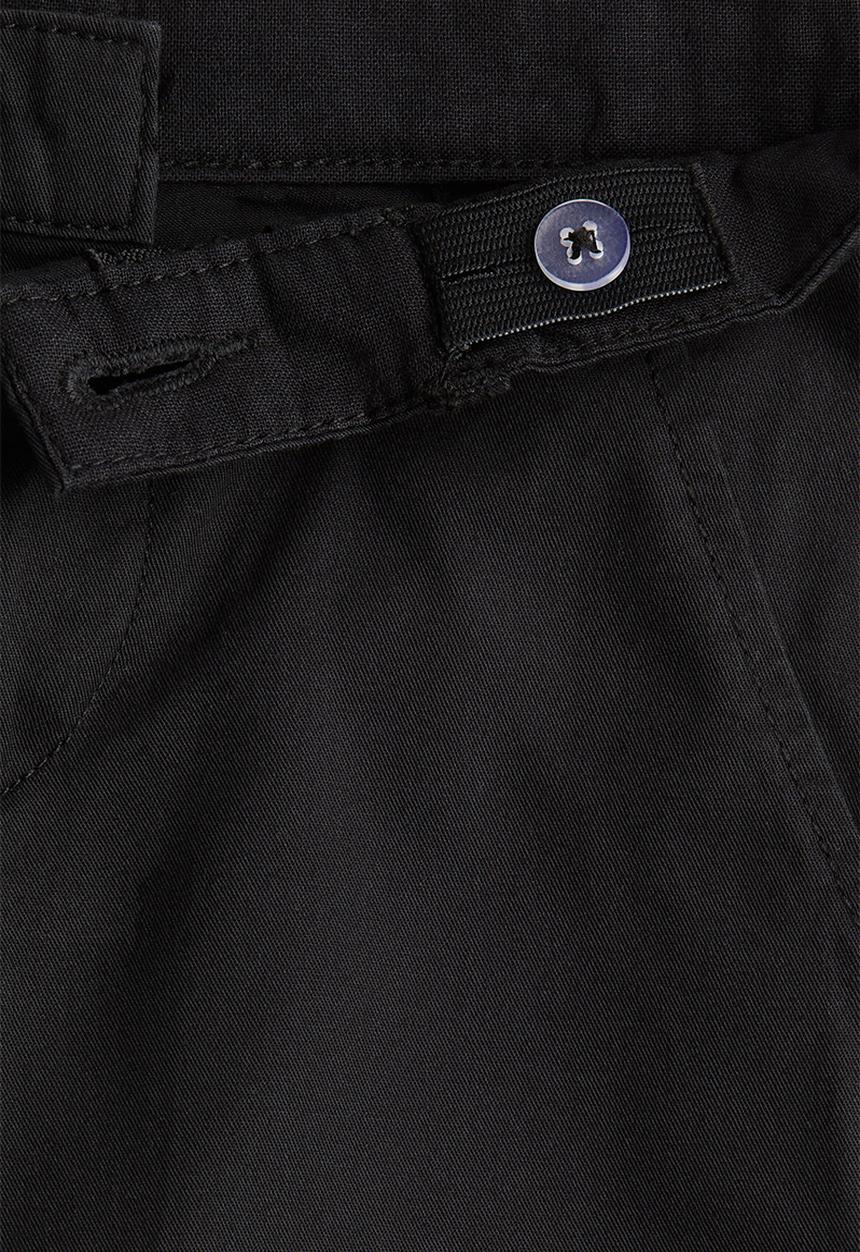H&M - Cotton chino shorts - black