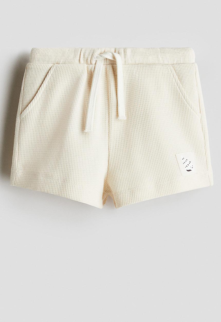H&M - Waffled cotton shorts - cream