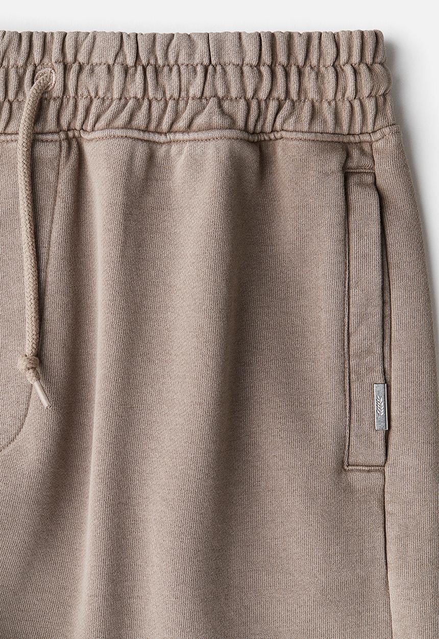 H&M - Relaxed fit cotton sweatshorts - beige