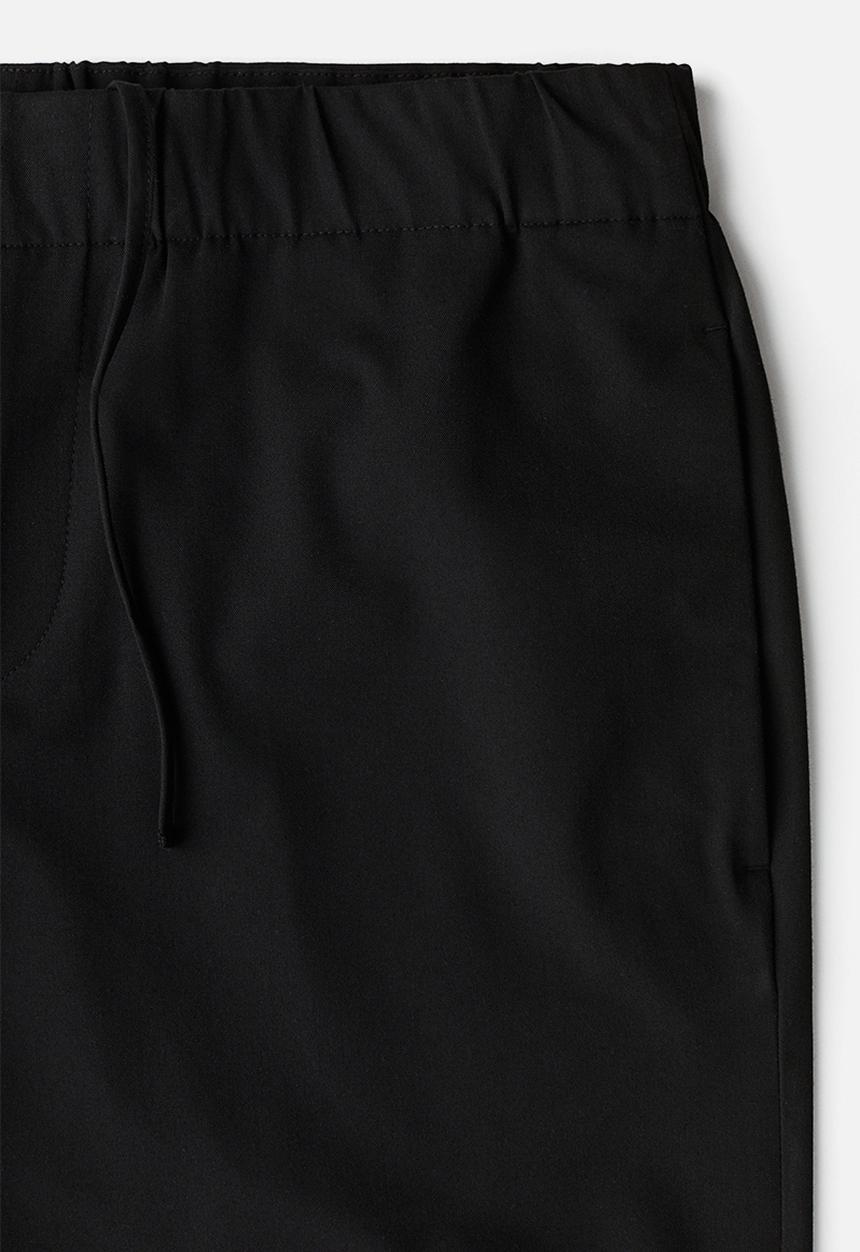 H&M - Relaxed fit shorts - black