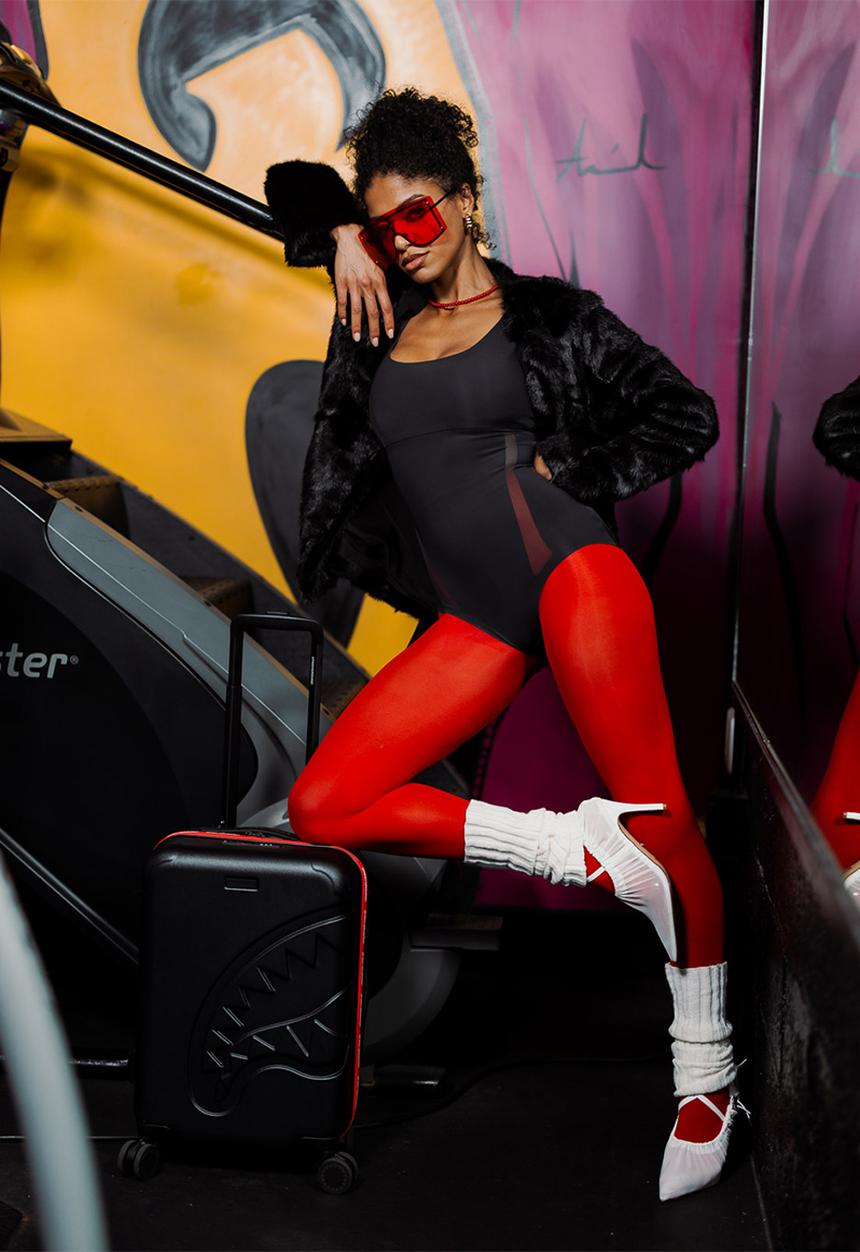 Sprayground - Printed zipper shark carry-on luggage - black