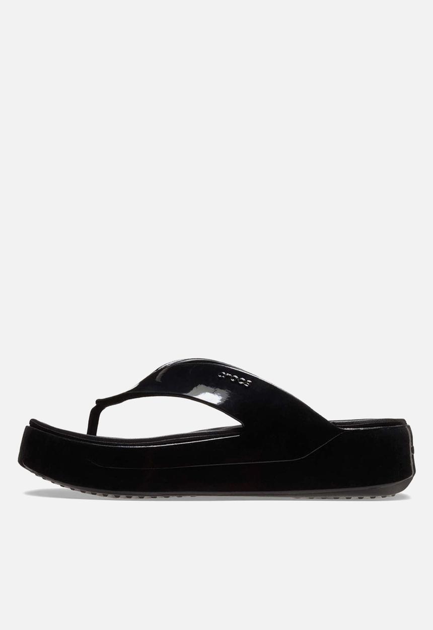 Crocs - Getaway way platform patent flip - black