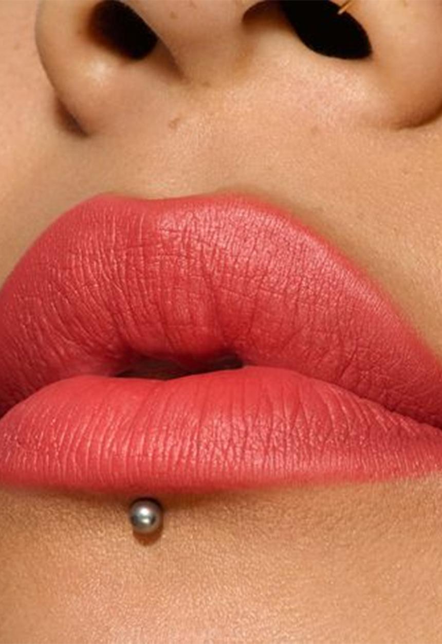 MAC - MACximal Silky Matte Lipstick - Dare Me