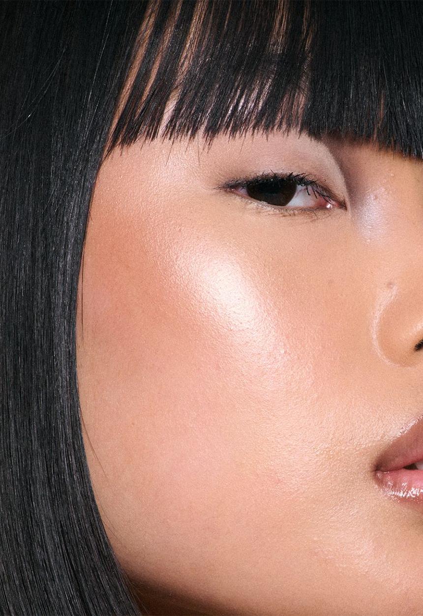 MAC - Presents and Future Bounce & Gleam Highlighter - Buttergleam