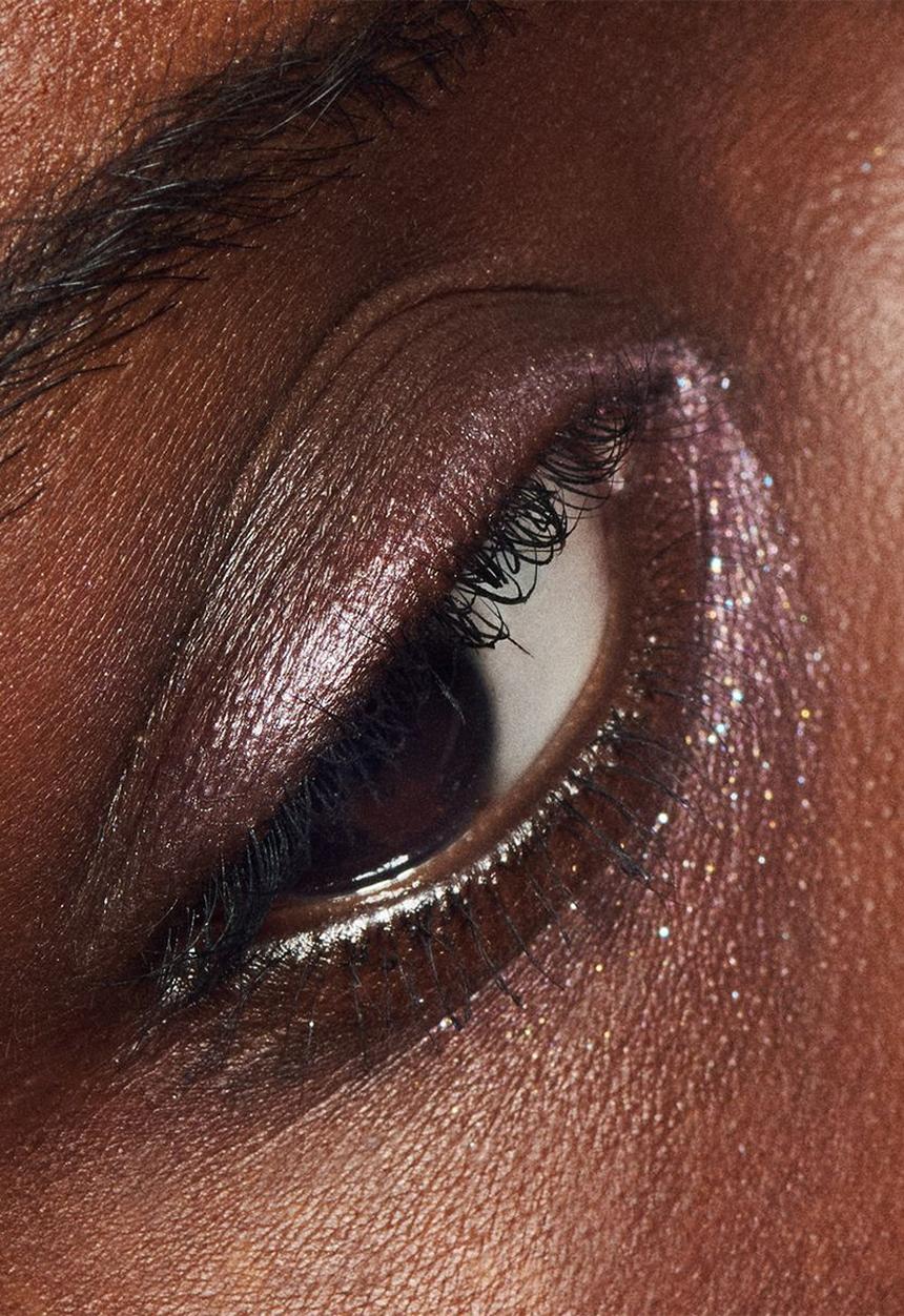 MAC - Presents and Future Jelly Shine Eye Shadow - Ice List