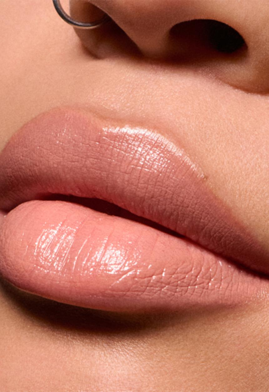 MAC - Presents and Future MACximal Satin Lipstick - Future Beige