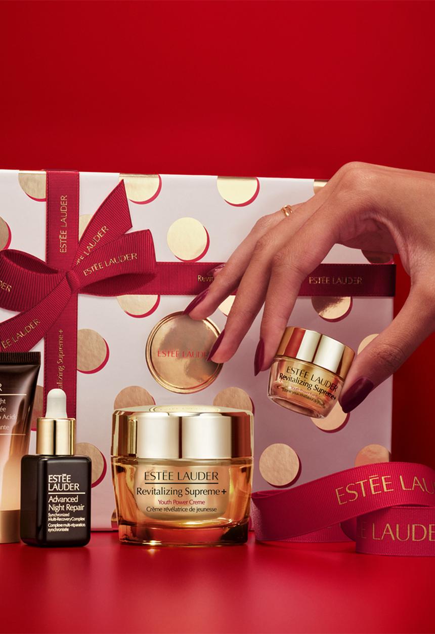 Estee Lauder - Revitalizing Supreme+ Gift Set