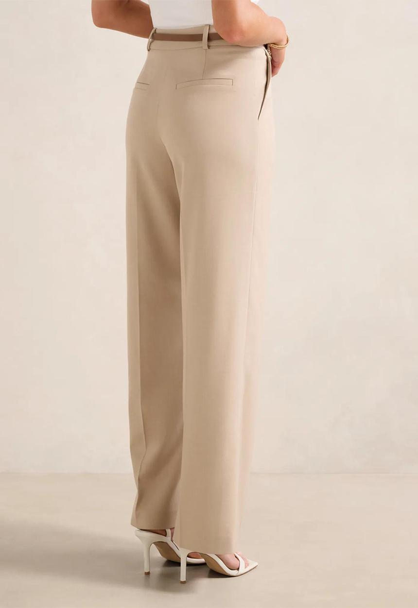 Forever New - Rhiannon Straight Leg Pants