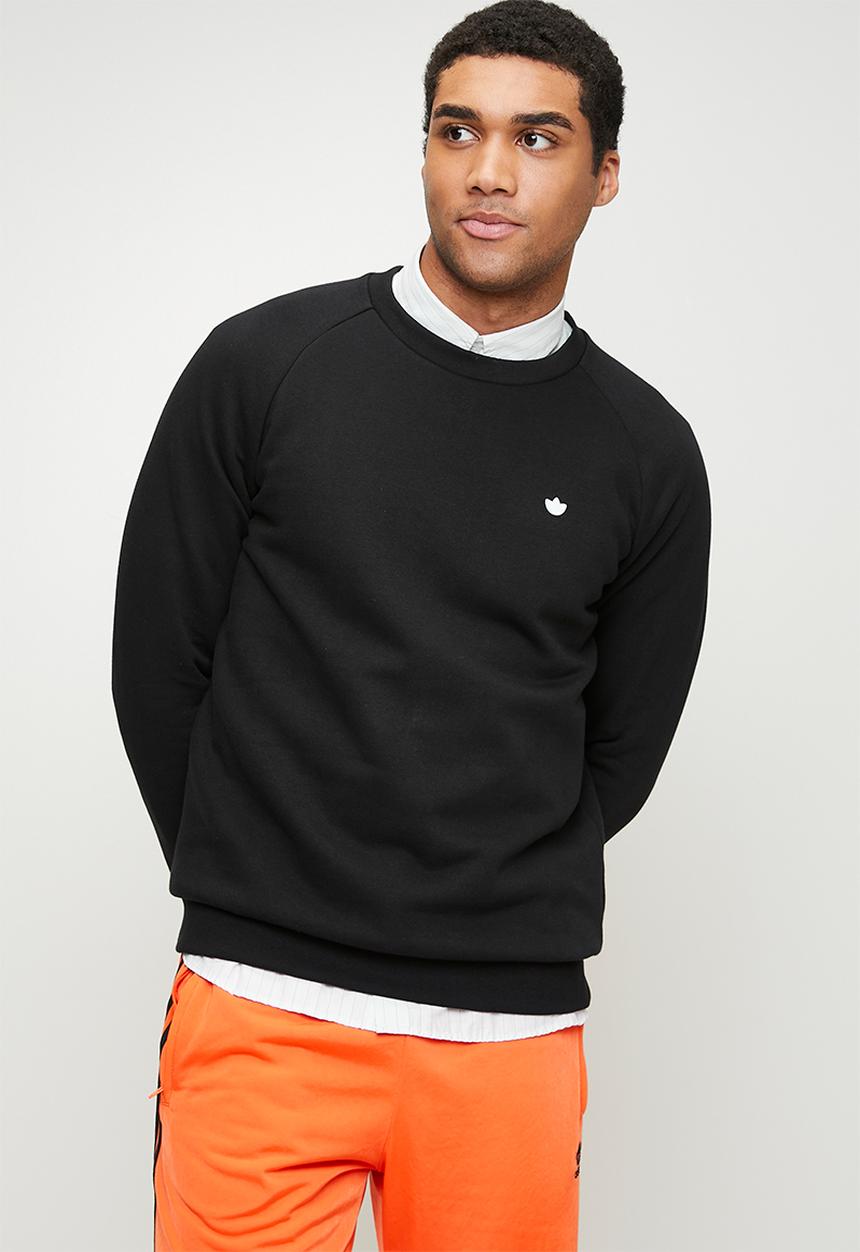 adidas Originals - Essential Crew Sweatshirt - Black
