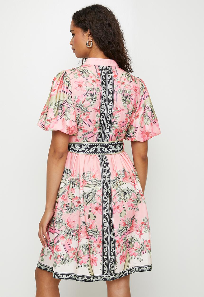 Stella Morgan - S/s Puff Elasticated Cuff Dress with Border Print  Dress - Coral