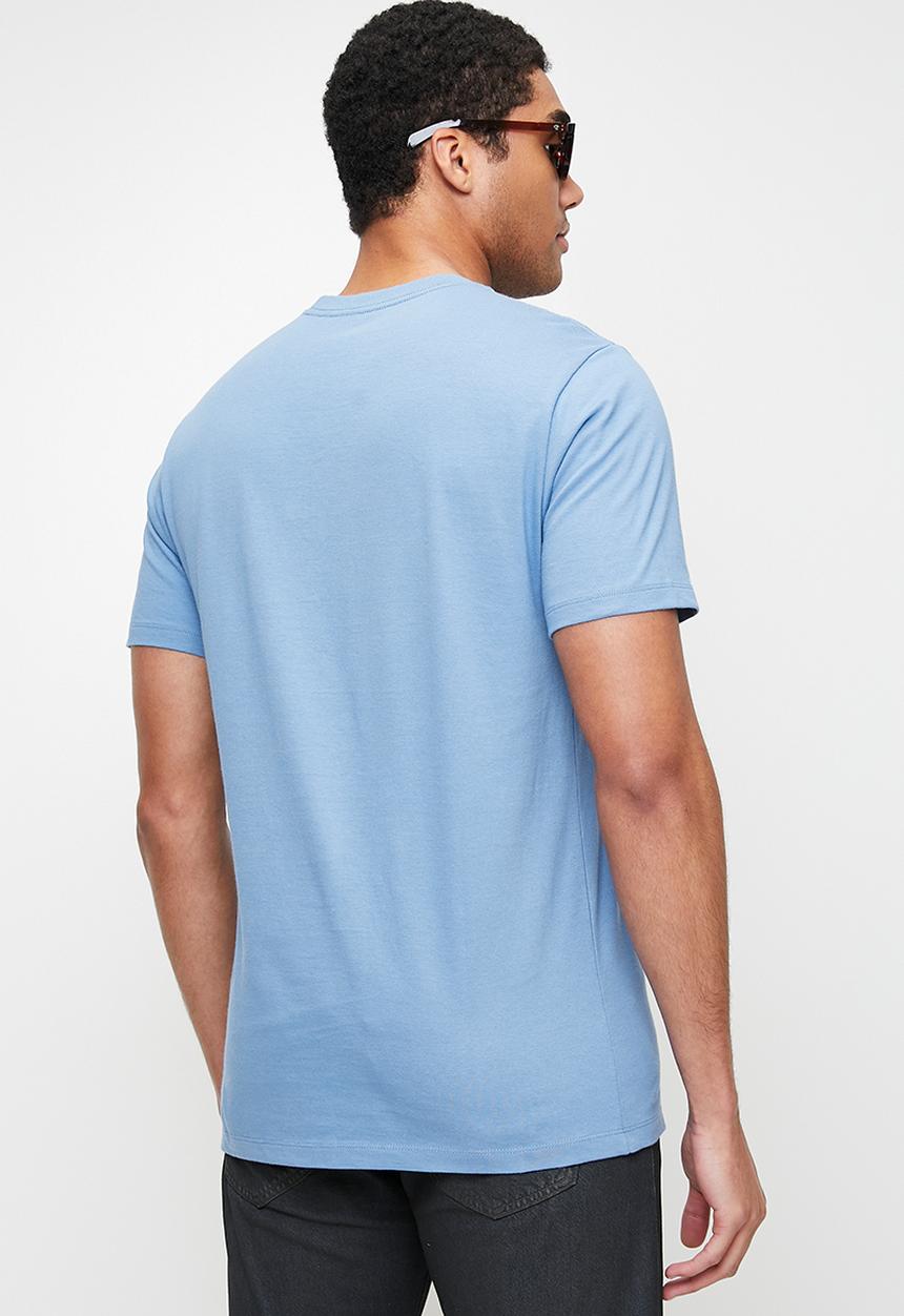Levi’s® - Graphic Crewneck Tee - Ssnl Filled Bw Quiet Harbor