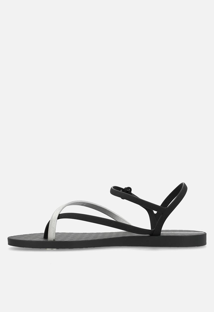 Ipanema - Class Elegant Sand Slingback - Black & silver