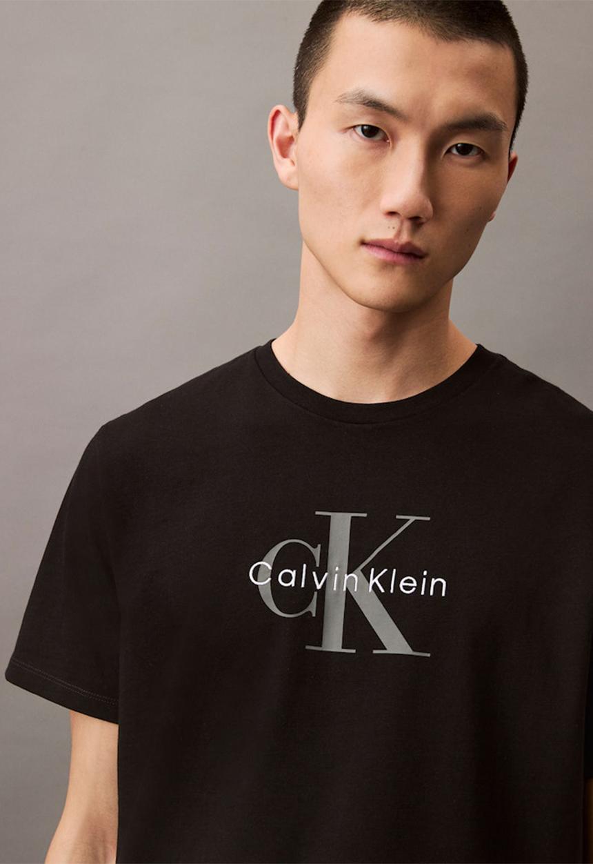 Calvin Klein - Ss Hero Monologo Tee 20S - Black