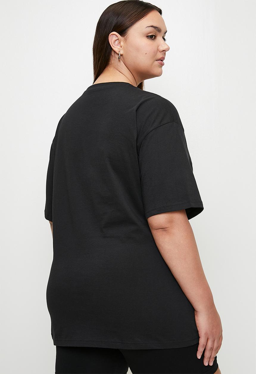 PUMA - Plus ESS Relaxed Tee W PUMA Black