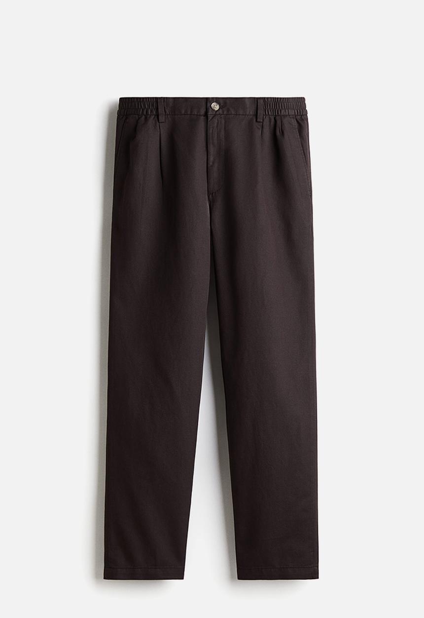 H&M - Regular fit lyocell-blend trousers - brown