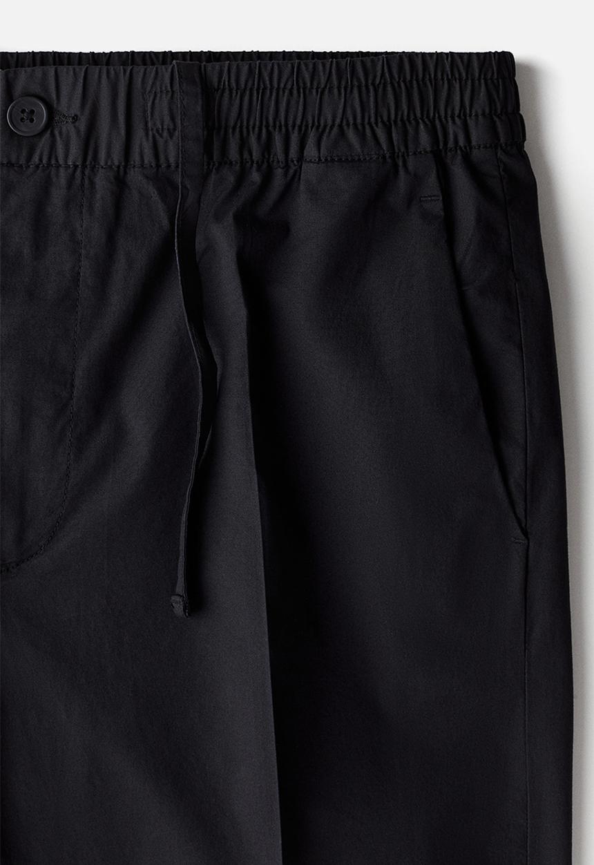 H&M - Regular fit cropped cotton trousers - black