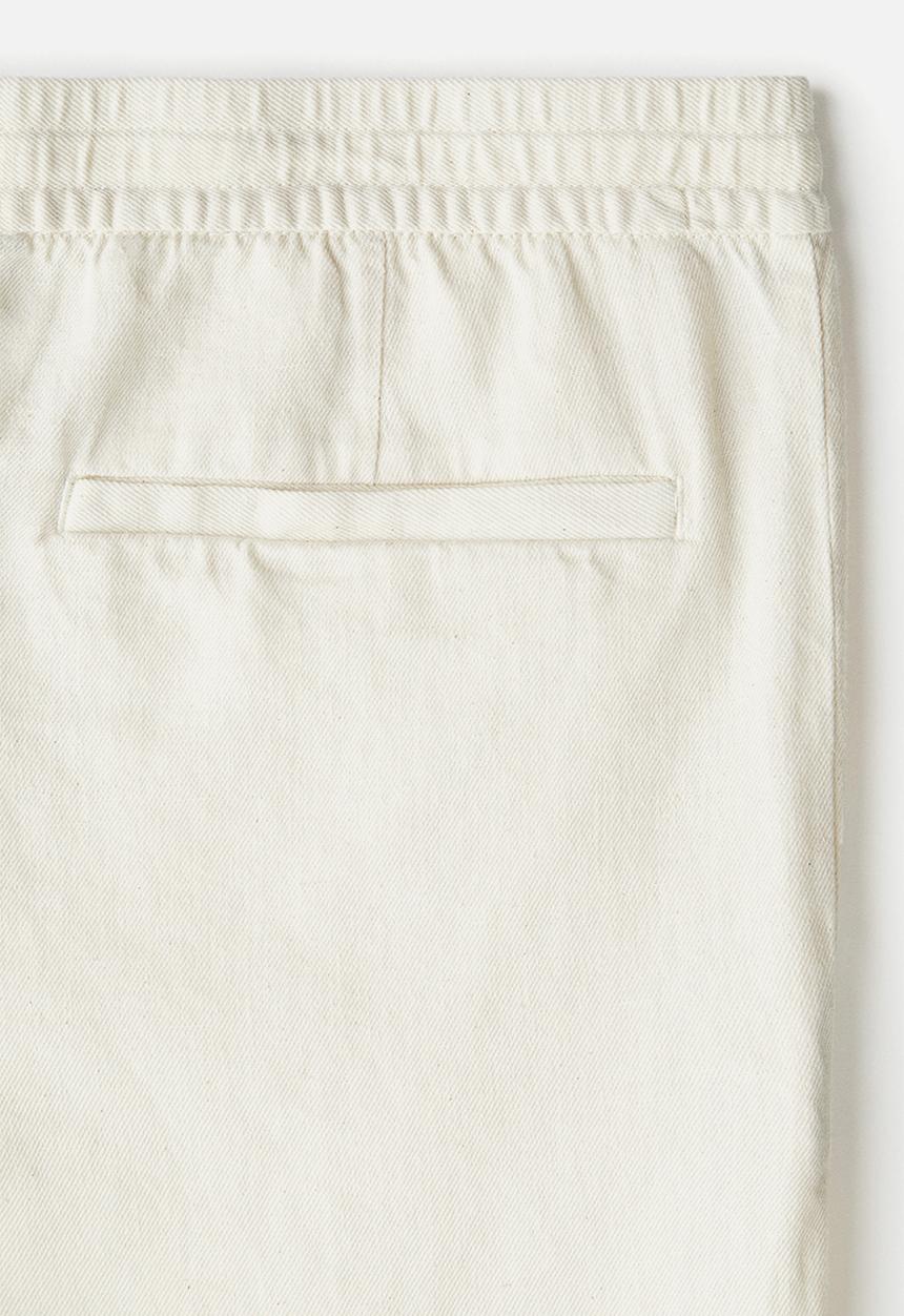 H&M - Relaxed fit linen-blend shorts - cream 