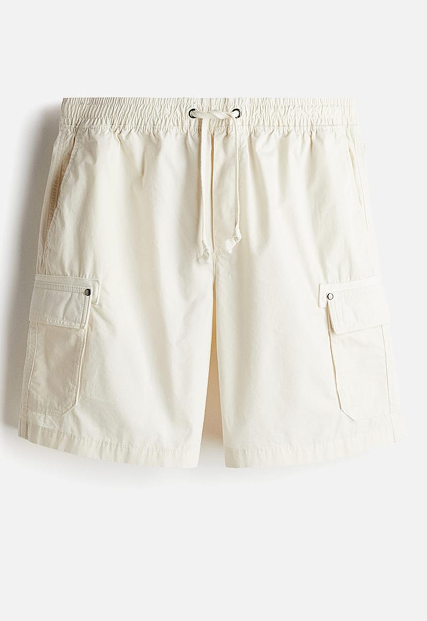 H&M - Relaxed fit cargo shorts - cream