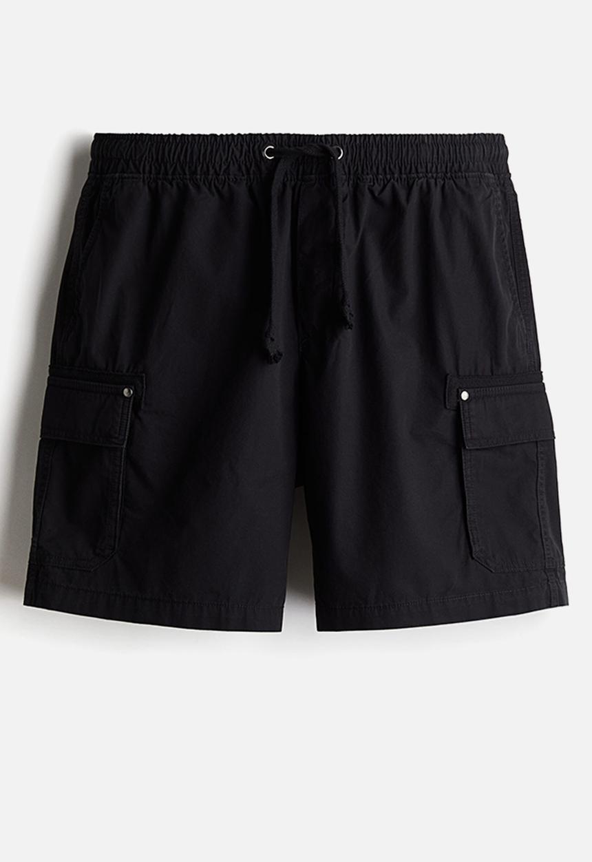 H&M - Relaxed fit cargo shorts - black