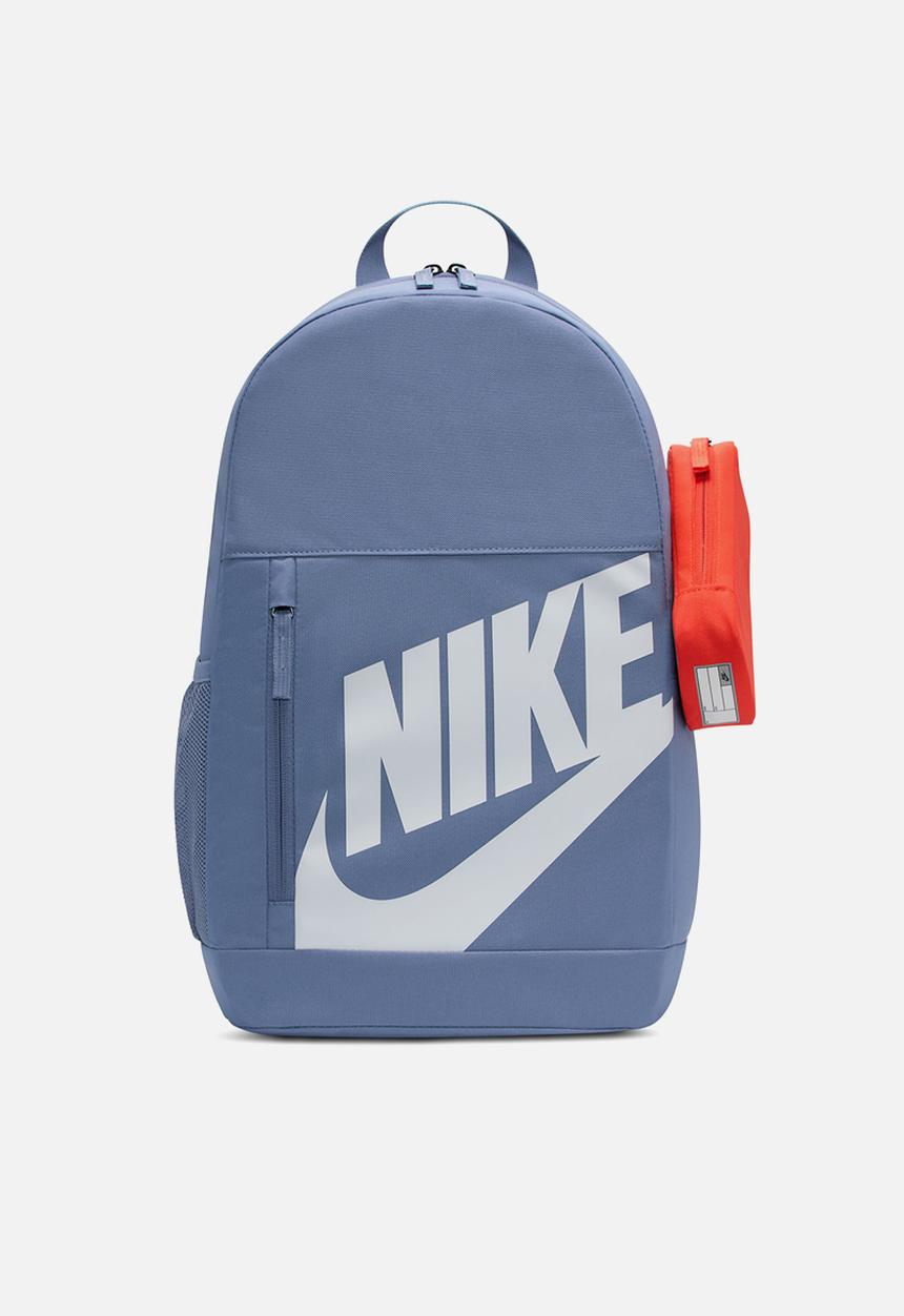 nike 20l backpack