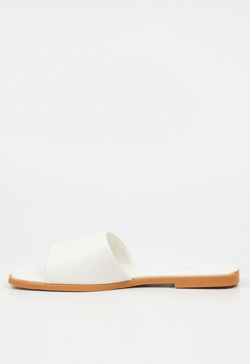 Miss Black - Cream 1 flat sandal - white