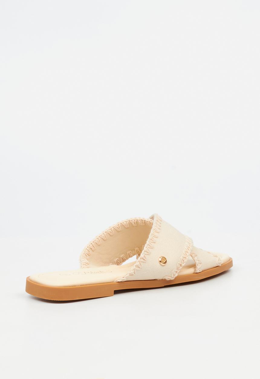 Miss Black - Cream 2 slide - beige
