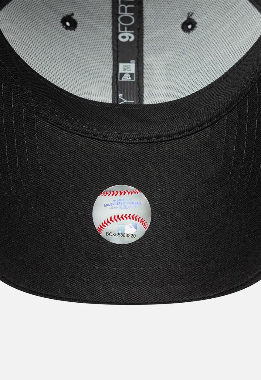 New Era - Female league essential 9forty®-black