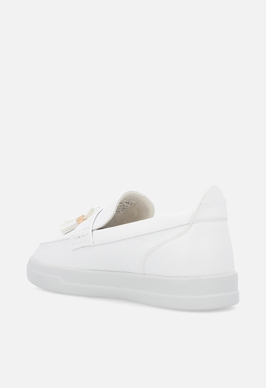 Jonathan D - Tassel - White