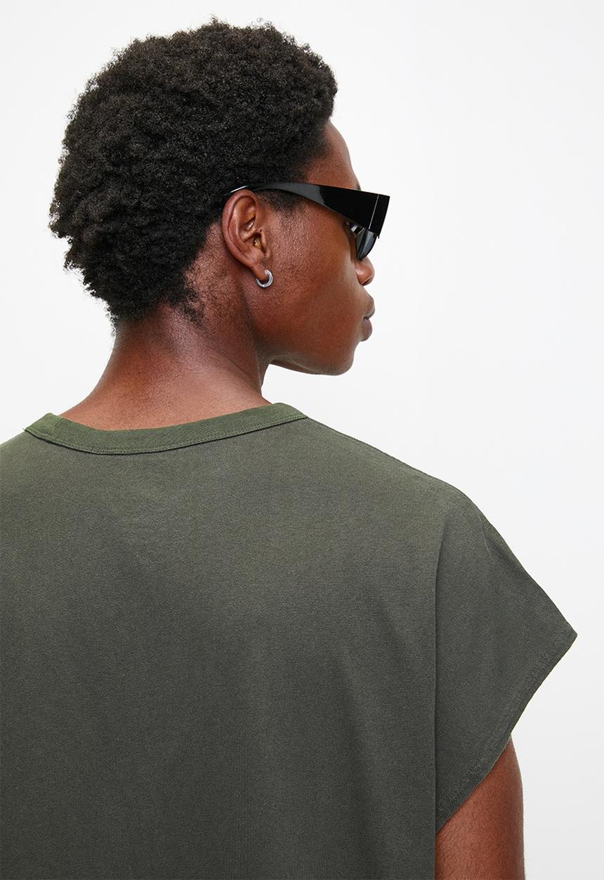 Nike - NSW Hot Ones Graphic Tee - Sequoia