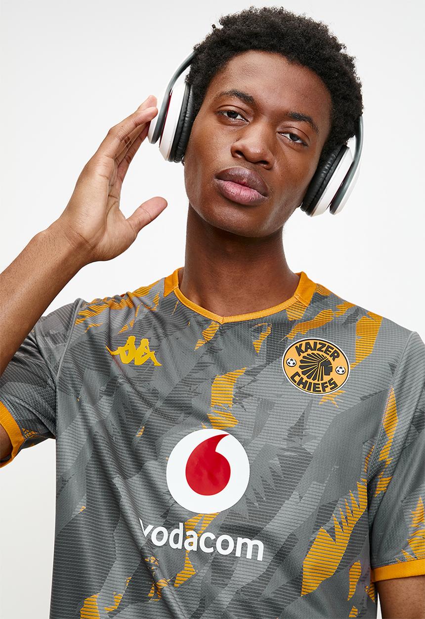 KAPPA - Kaizer Chiefs Kombat 2026 Am- Away Jsy - Grey & Yellow