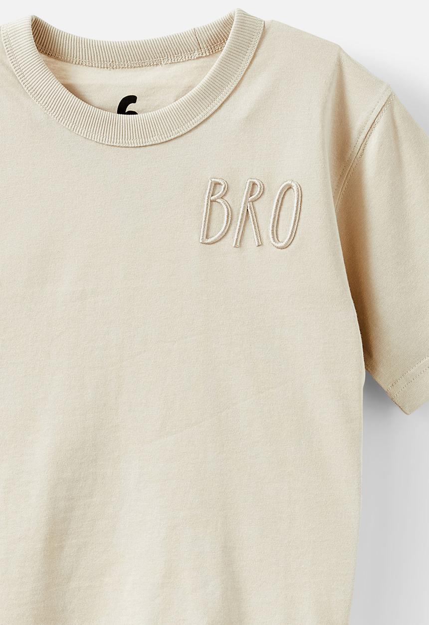 Cotton On - Jonny short sleeve graphic print tee - rainy day/bro