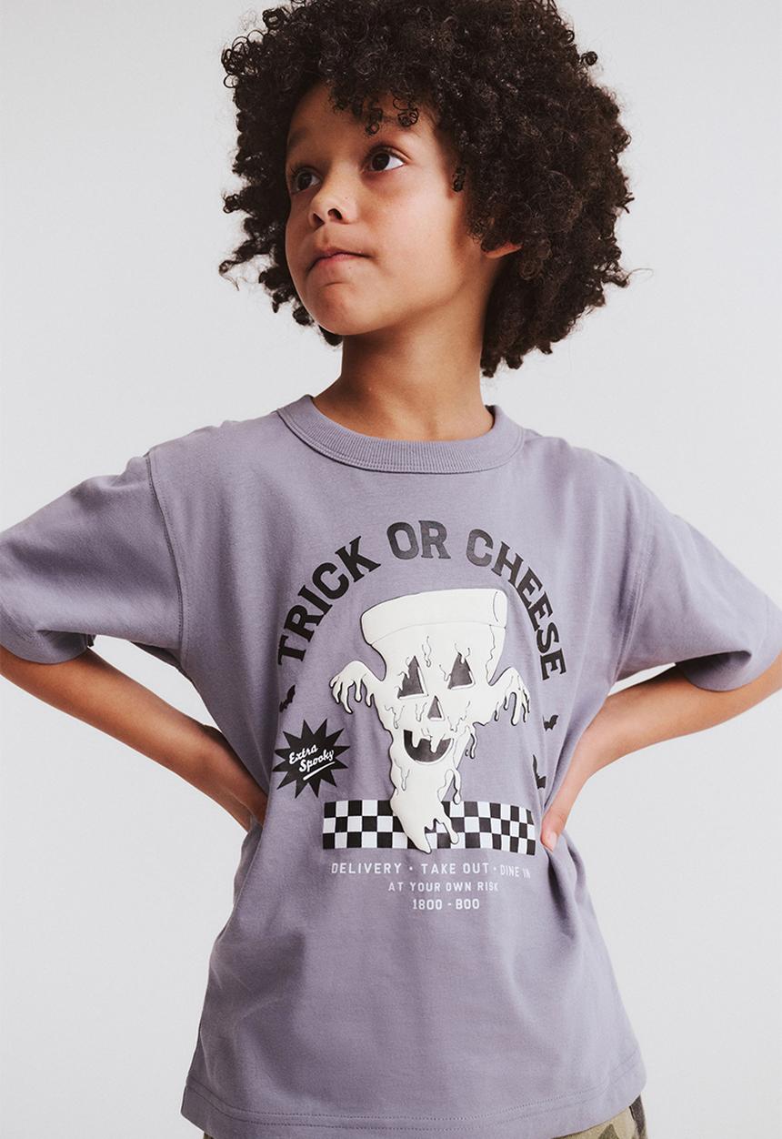 Cotton On - Jonny short sleeve graphic print tee - steel/trick or cheese