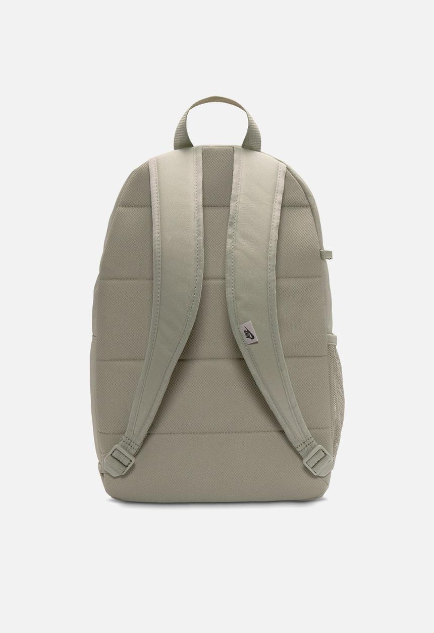 light gray nike backpack