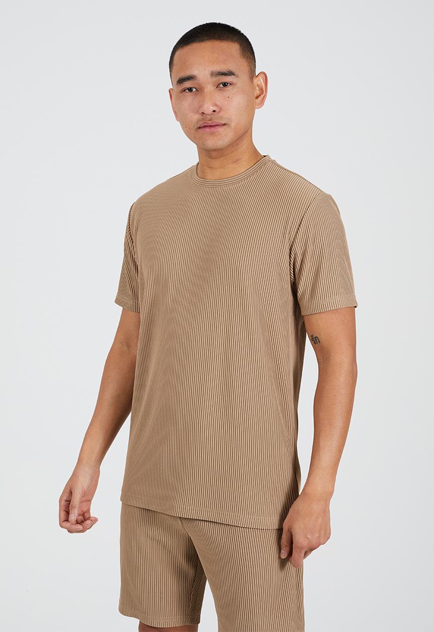 Brave Soul - Relaxed Fit Crew Neck T-Shirt - Dark Taupe