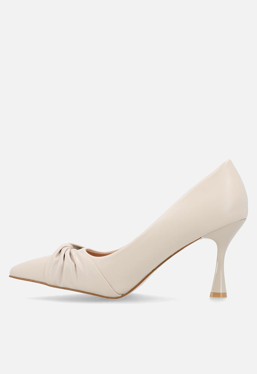 Plum - Helena Court - Neutral