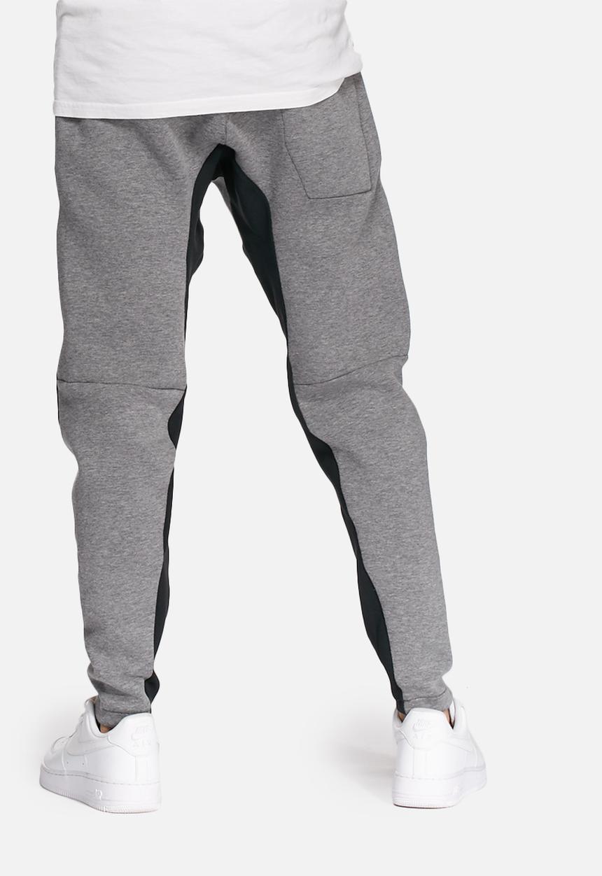 Nike - Tech fleece pants