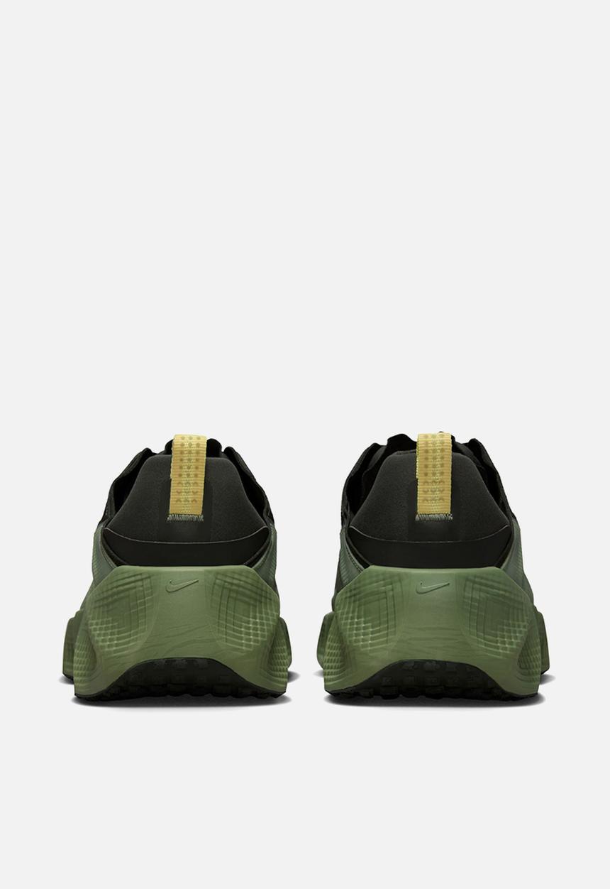 Nike - AVA ROVER