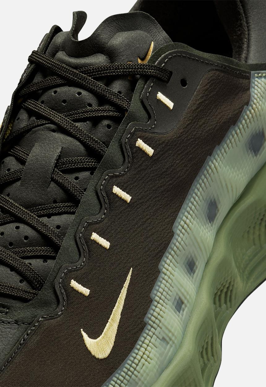 Nike - AVA ROVER