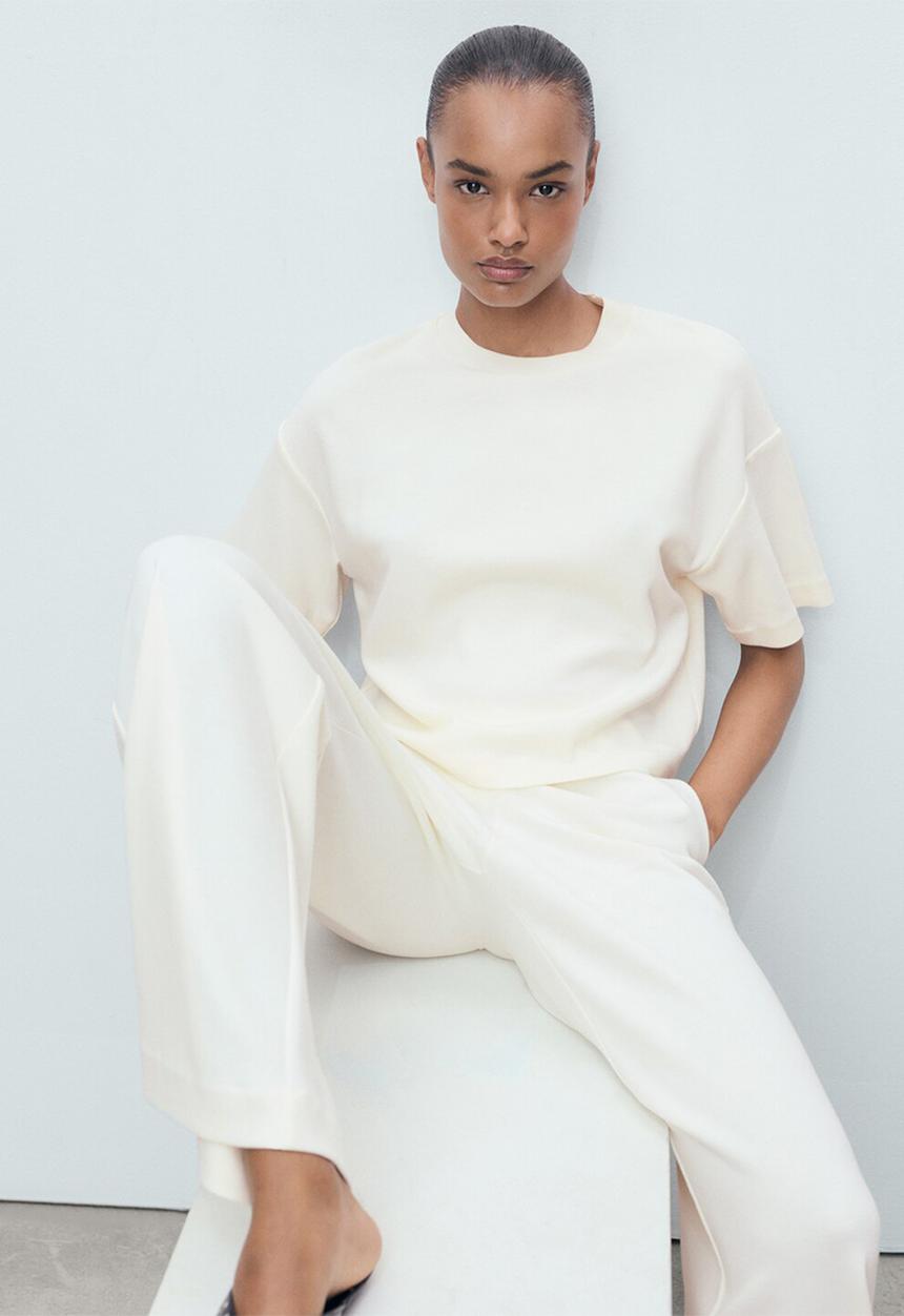 MANGO - Camiseta pico - light beige
