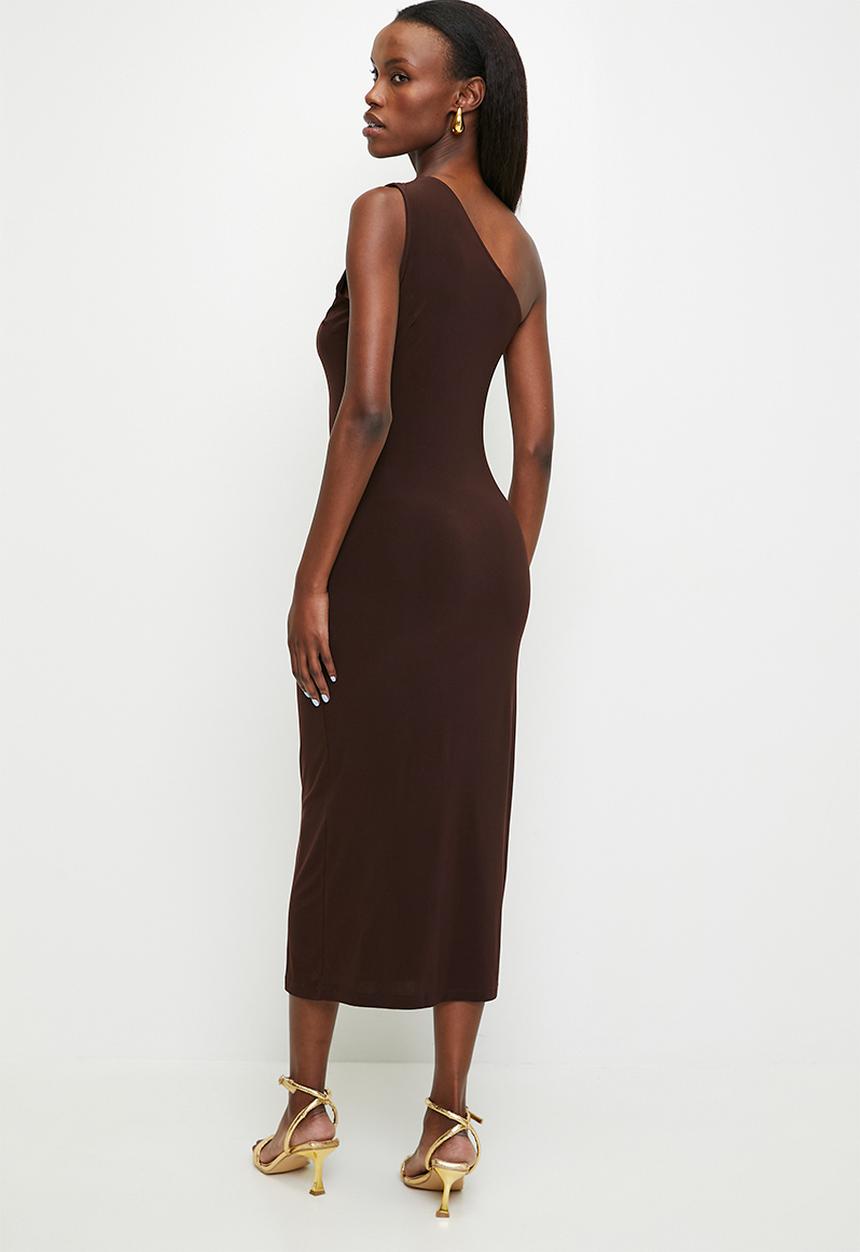 One shoulder draped slim fit knitted midi pencil dress - braun