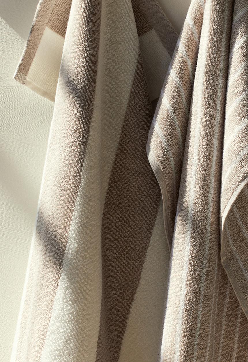 H&M - Striped hand towel - beige
