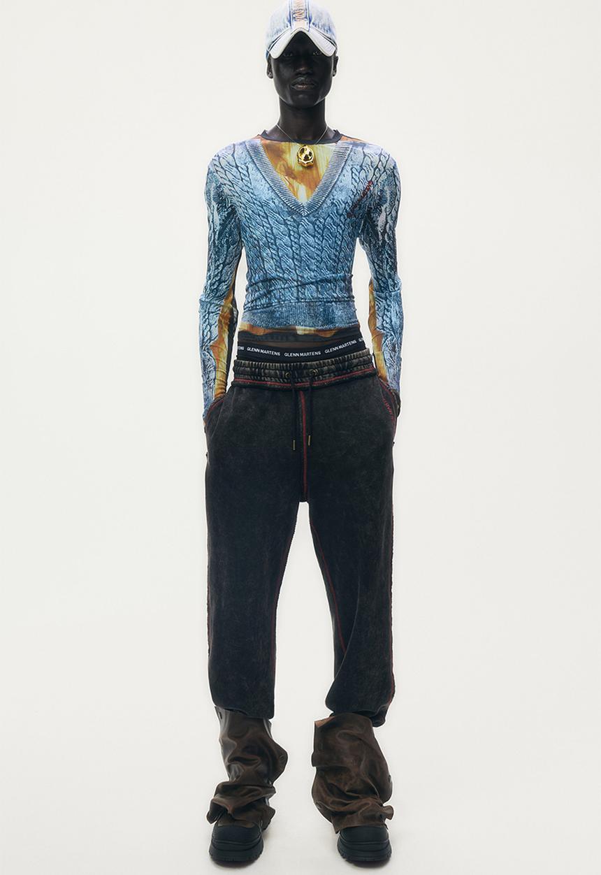 H&M - Glenn Martens H&M: Printed sweatpants - dark brown 