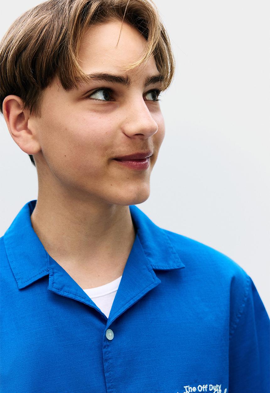 H&M - Cotton resort shirt - bright blue resort club